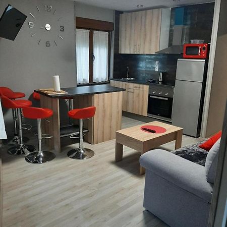 Apartmán Piso Con Terraza En Felechosa Exteriér fotografie
